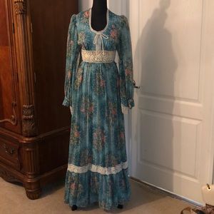 Vintage Prairie Dress